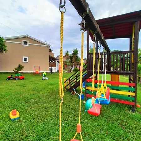 아파트 Demis Sidárion