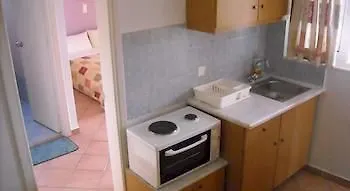 Apartment Demis *
