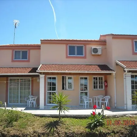 Apartment Demis *